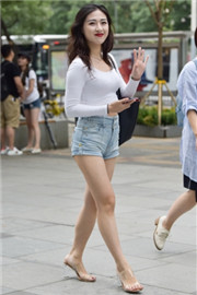 街拍女神风格演绎